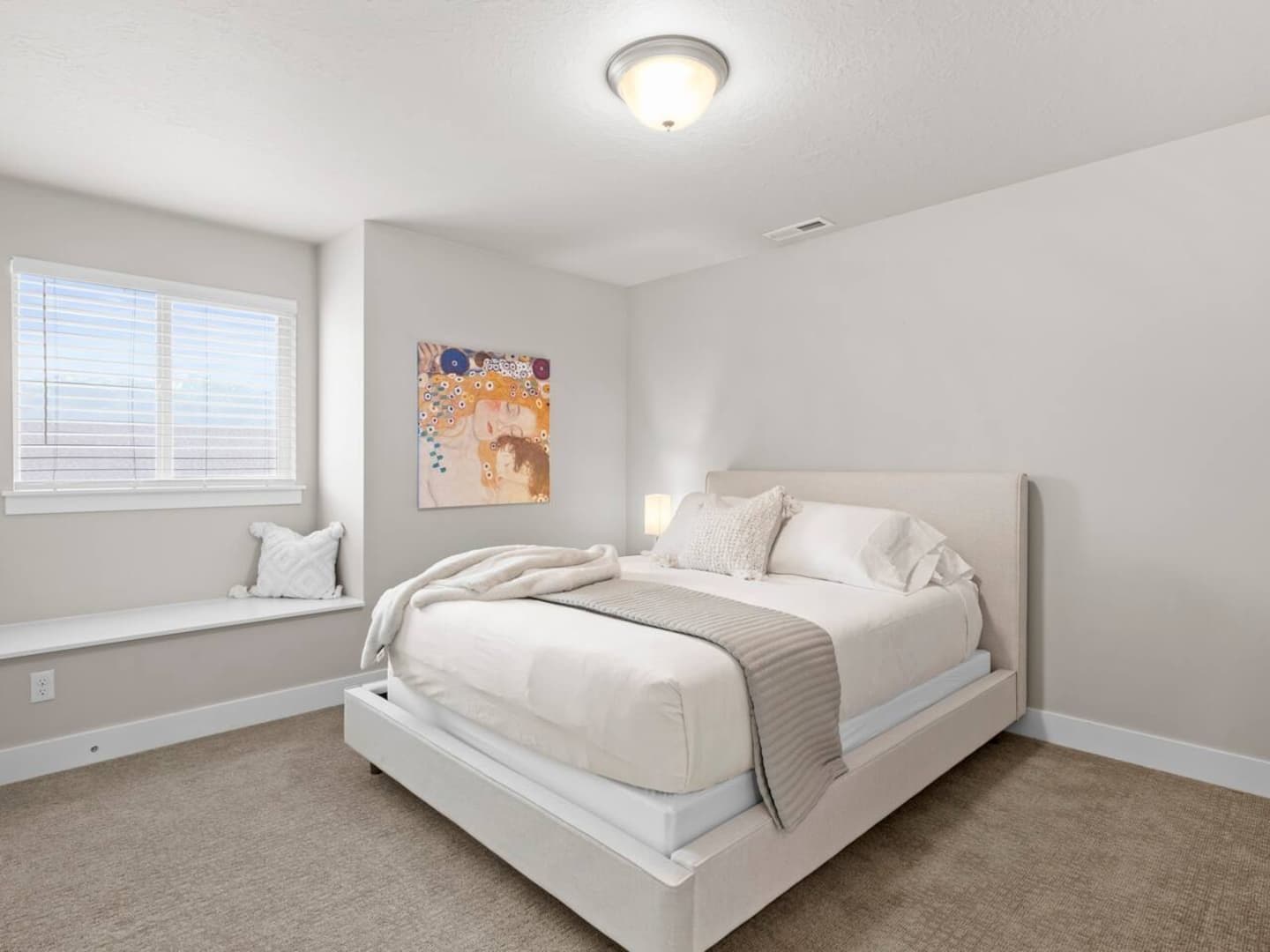 Queen Bedroom 3 - Upstairs